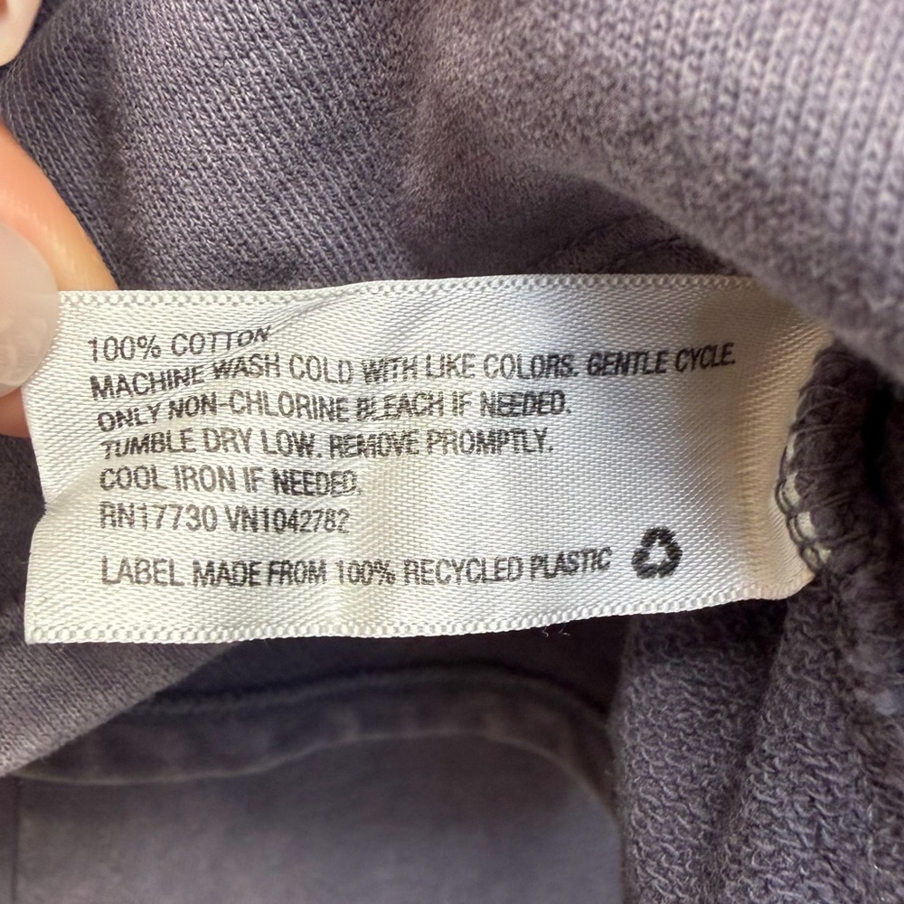 Universal Thread Ruffle Sweatshirt Medium And Swe… - image 5